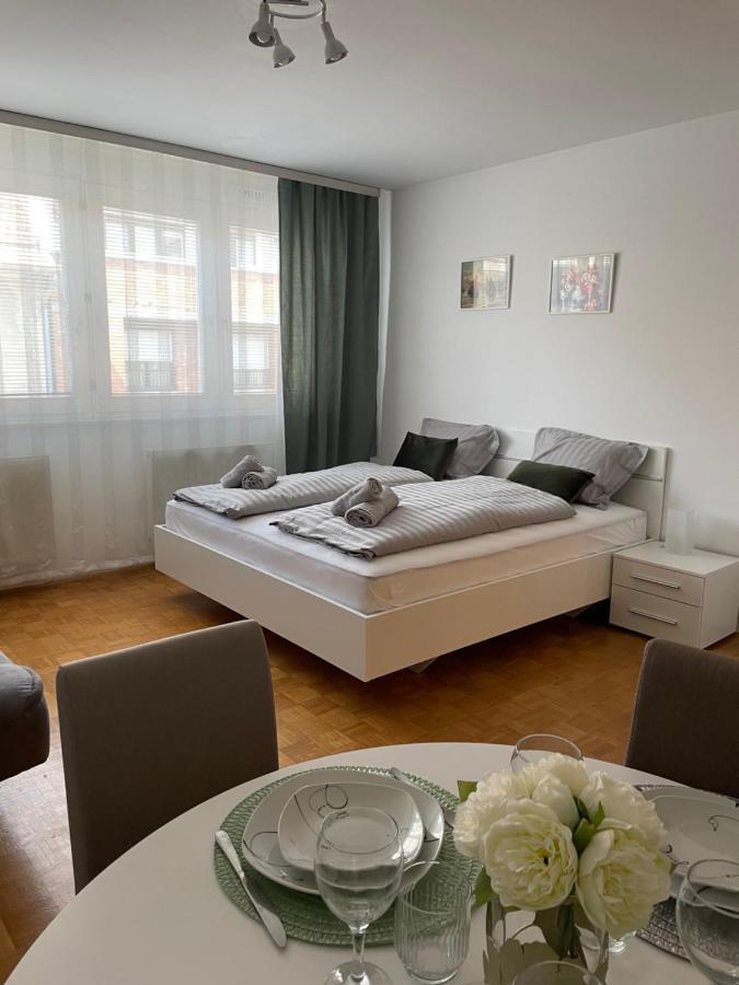 Apartment Green - Grey Ljubljana Exteriör bild